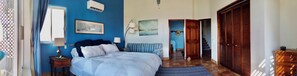 4 Schlafzimmer, Schreibtisch, Reisekinderbett, kostenloses WLAN