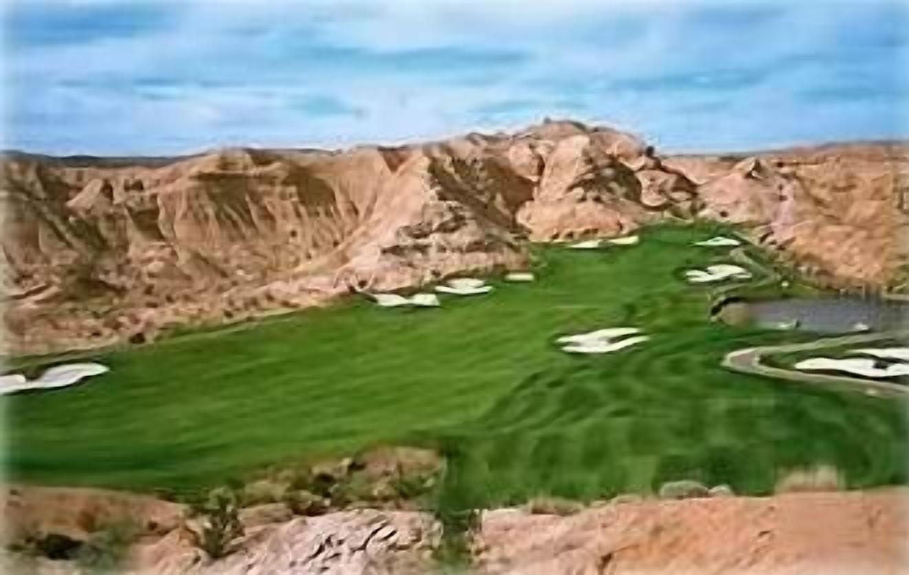 Luxury and Views at Wolf Creek Golf Course 