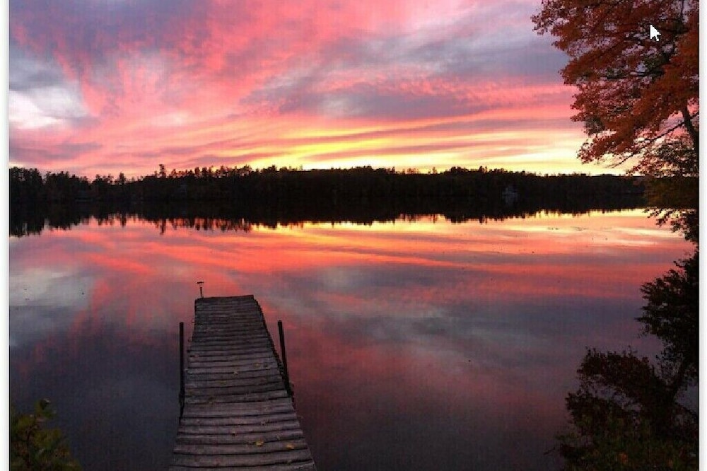 2 Bedroom Cottage on the Lake! Sleeps 6