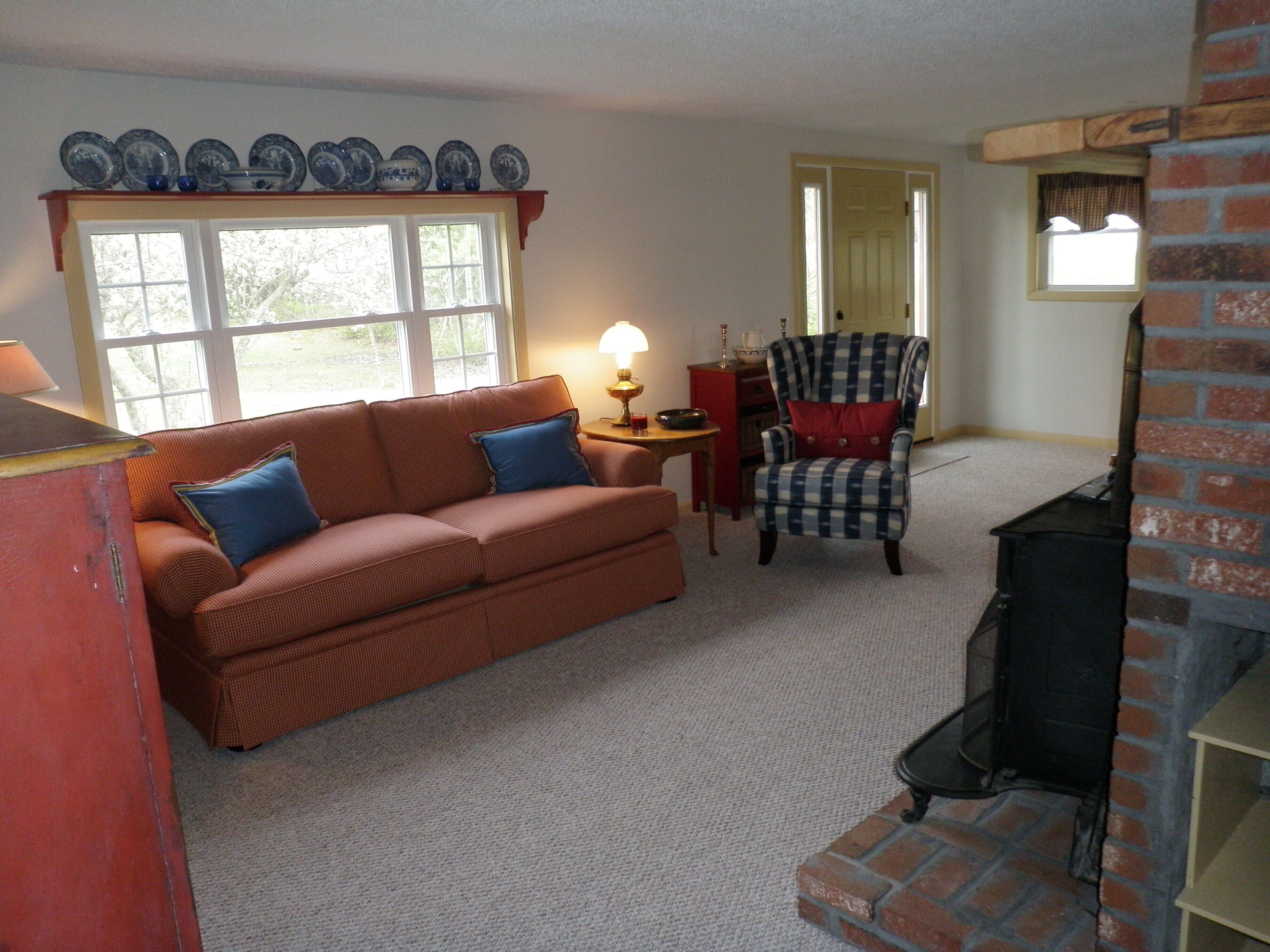 Whittemore Shores Cottage On Newfound Lake, Beach & Lake Access, Sleeps 8