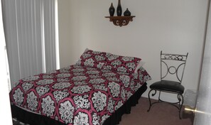 2 bedrooms, iron/ironing board, WiFi, bed sheets