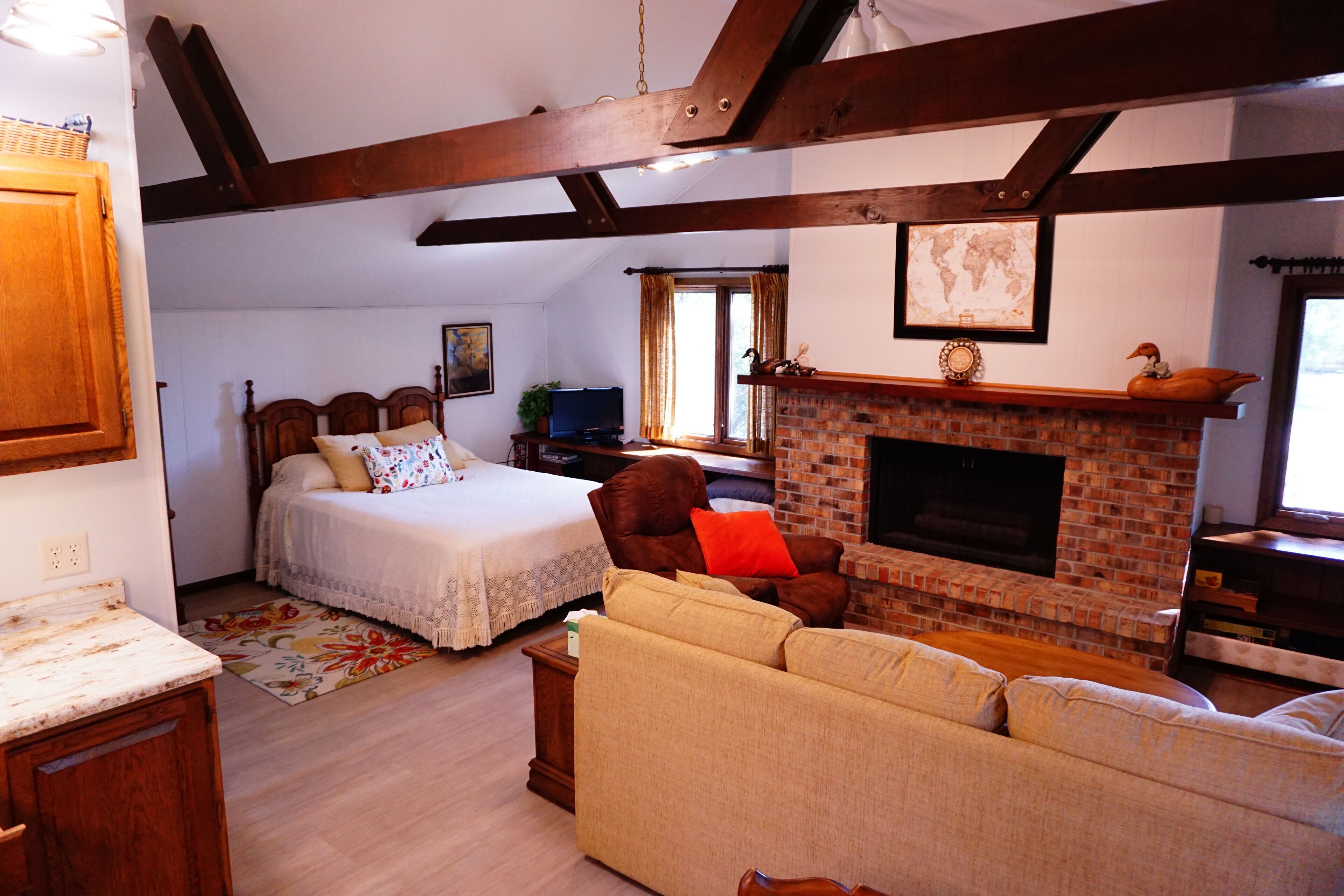 Hilltop Studio Apartment