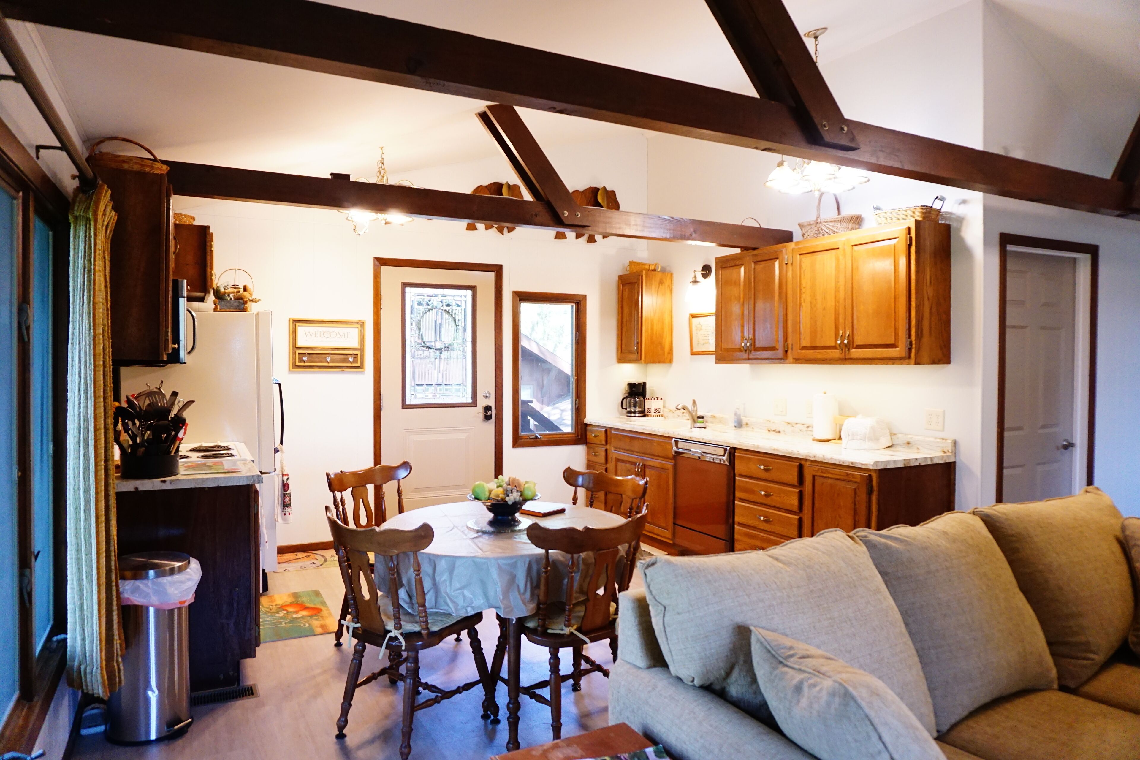 Hilltop Studio Apartment