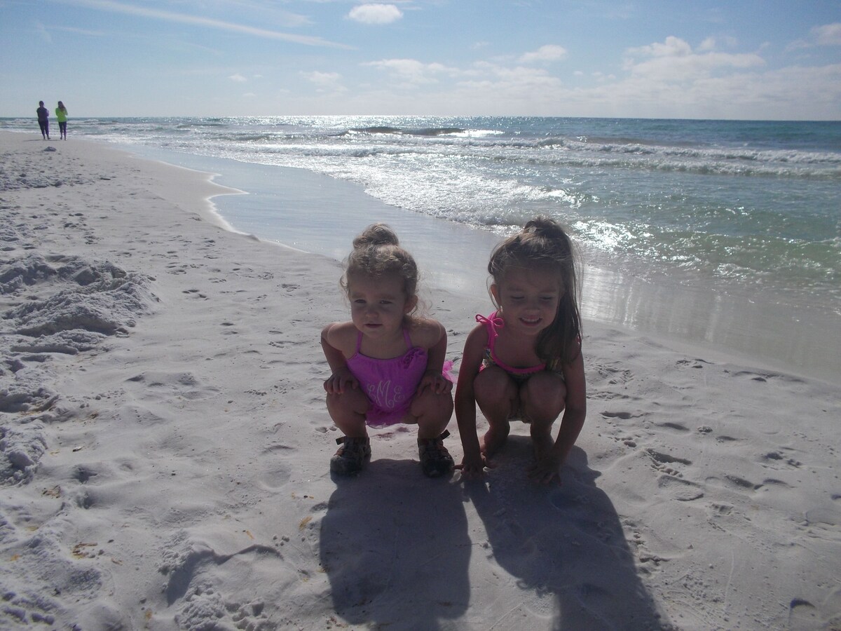 Photo 39 of BEACH COTTAGE 3BR, NEW GOLF CART W/HOUSE, PORCH SWING, 30 STEPS TO POOL, PETS!!!