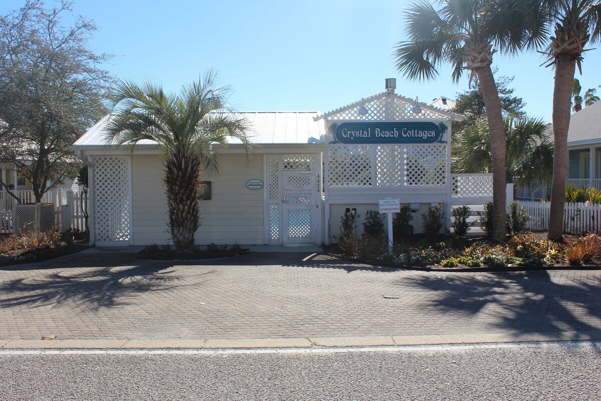Photo 8 of BEACH COTTAGE 3BR, NEW GOLF CART W/HOUSE, PORCH SWING, 30 STEPS TO POOL, PETS!!!