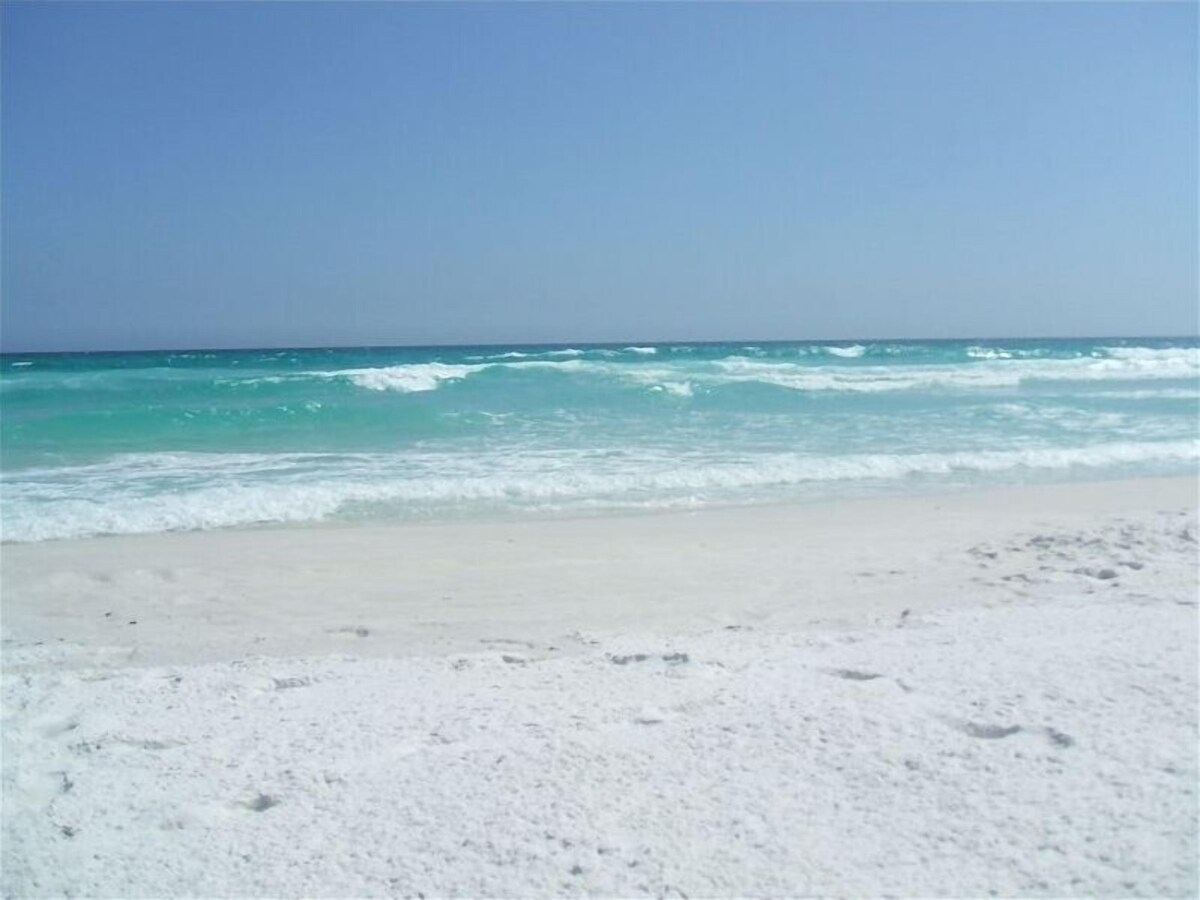 Photo 30 of BEACH COTTAGE 3BR, NEW GOLF CART W/HOUSE, PORCH SWING, 30 STEPS TO POOL, PETS!!!