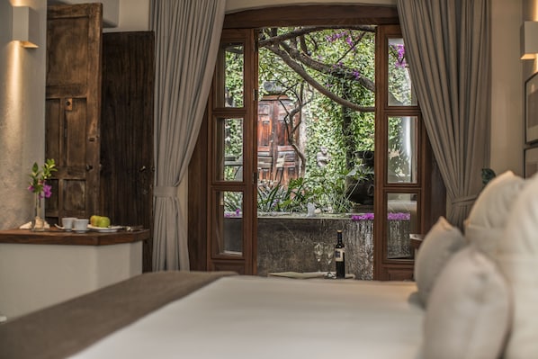 Deluxe Suite | Premium bedding, down comforters, in-room safe, laptop workspace - Casa No Name (San Miguel de Allende)