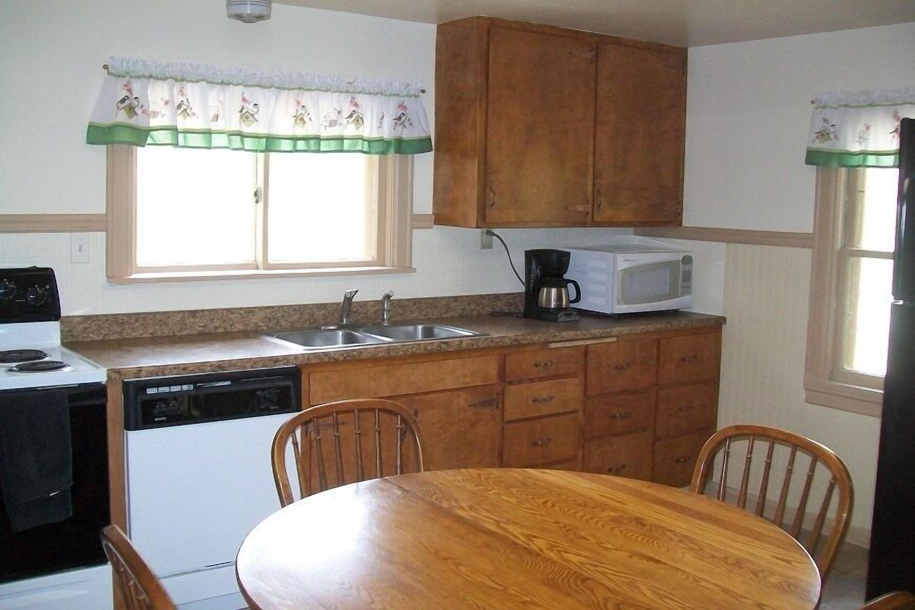 Fishing, Bird Watching, and Star Gazing on Fishtail Creek