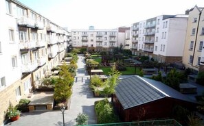 Property grounds - Heart of the City, Luxury Apt, 5 Star Reviews, beside Temple Bar (North City)