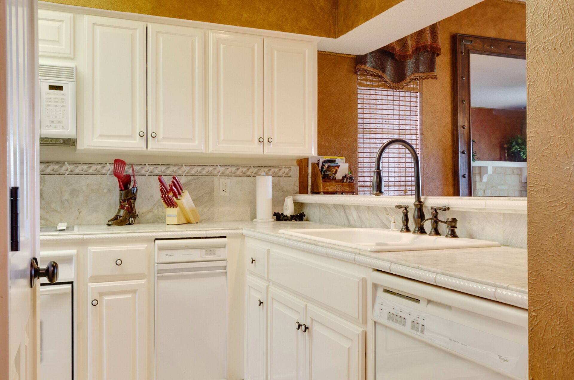 Come Stay at the Beautiful River Haus at Camp Warnecke Estates!