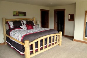 5 habitaciones, tabla de planchar con plancha y cuna de viaje 