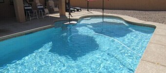 Lake Havasu Home with heated Pool, just 3 minutes from the Lake