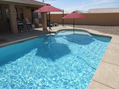 Lake Havasu Home with heated Pool, just 3 minutes from the Lake