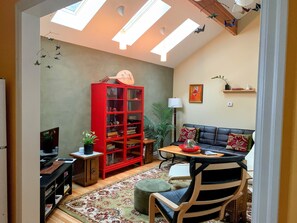 TV, DVD player, books