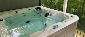 ゲームルーム付きのピースフルカントリーコテージ