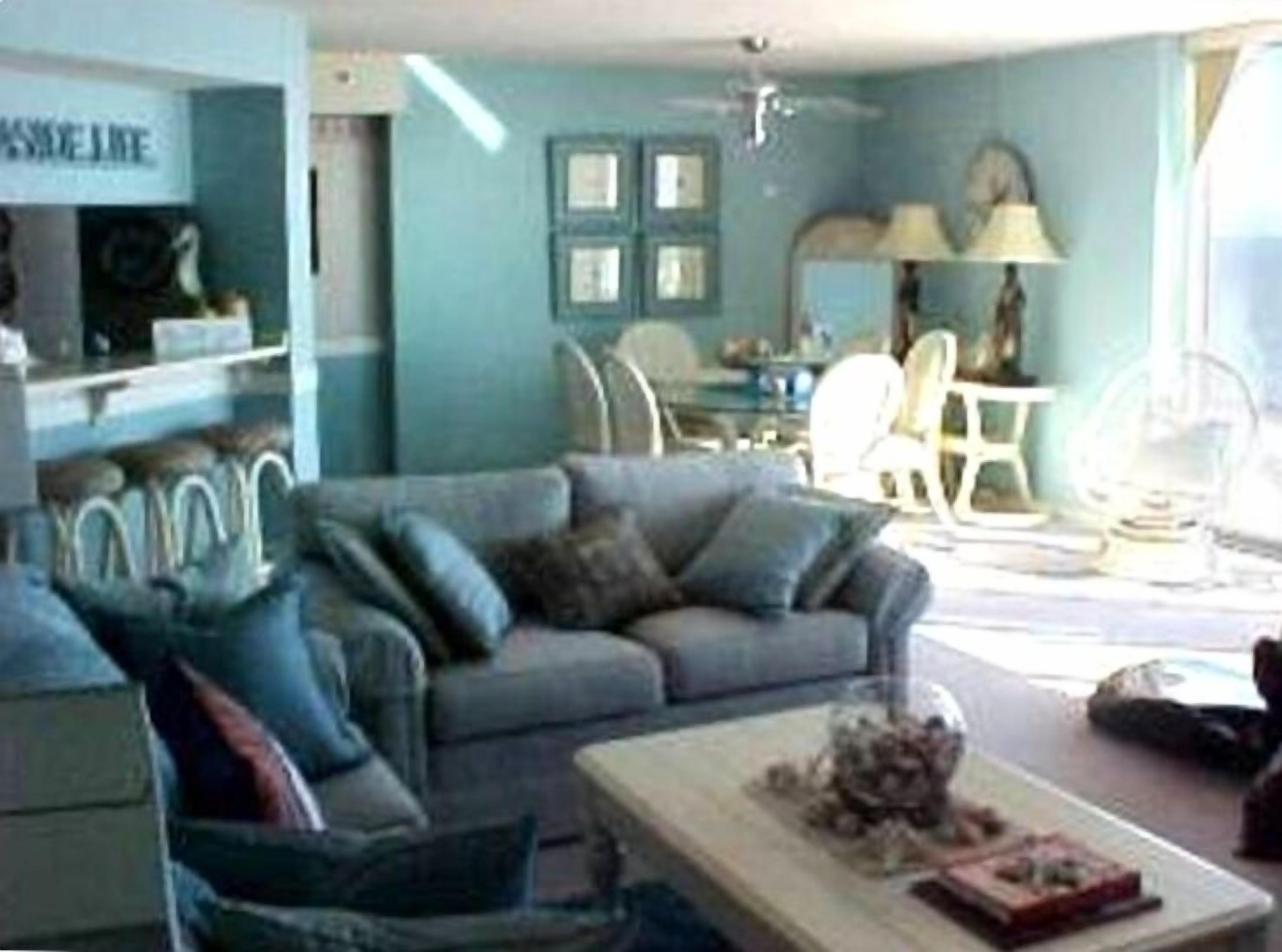 Direct Oceanfront - Beautiful, Spacious Luxury Penthouse Unit!