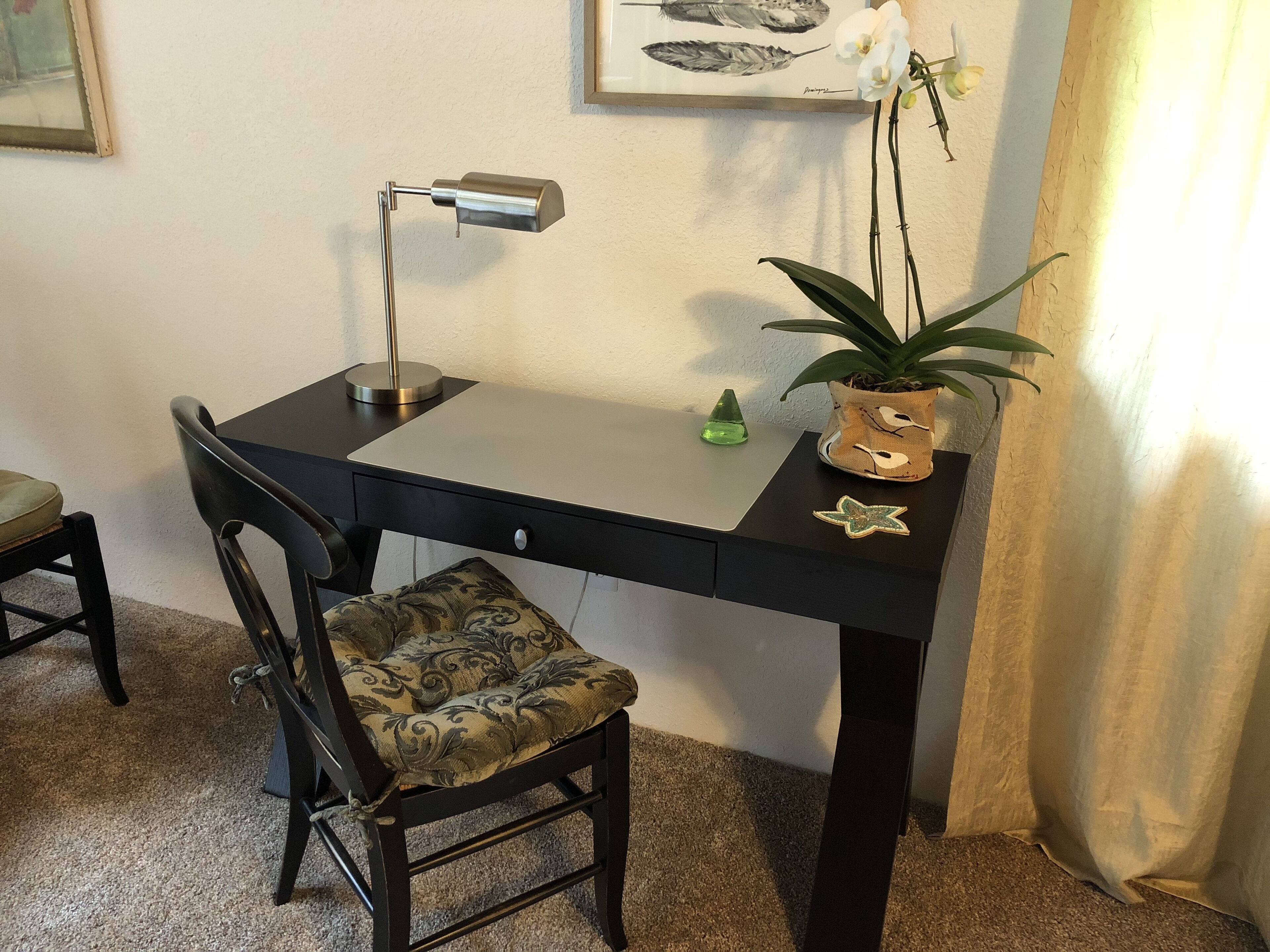 Charming Island Chalet, Big Kitchen, Relax, Quiet Forest Setting, Starry Nights