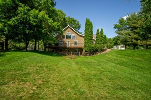 Exterior - Lodge Getaway Large Family Home Lake Holcombe Retreat & Event Center House (Holcombe)