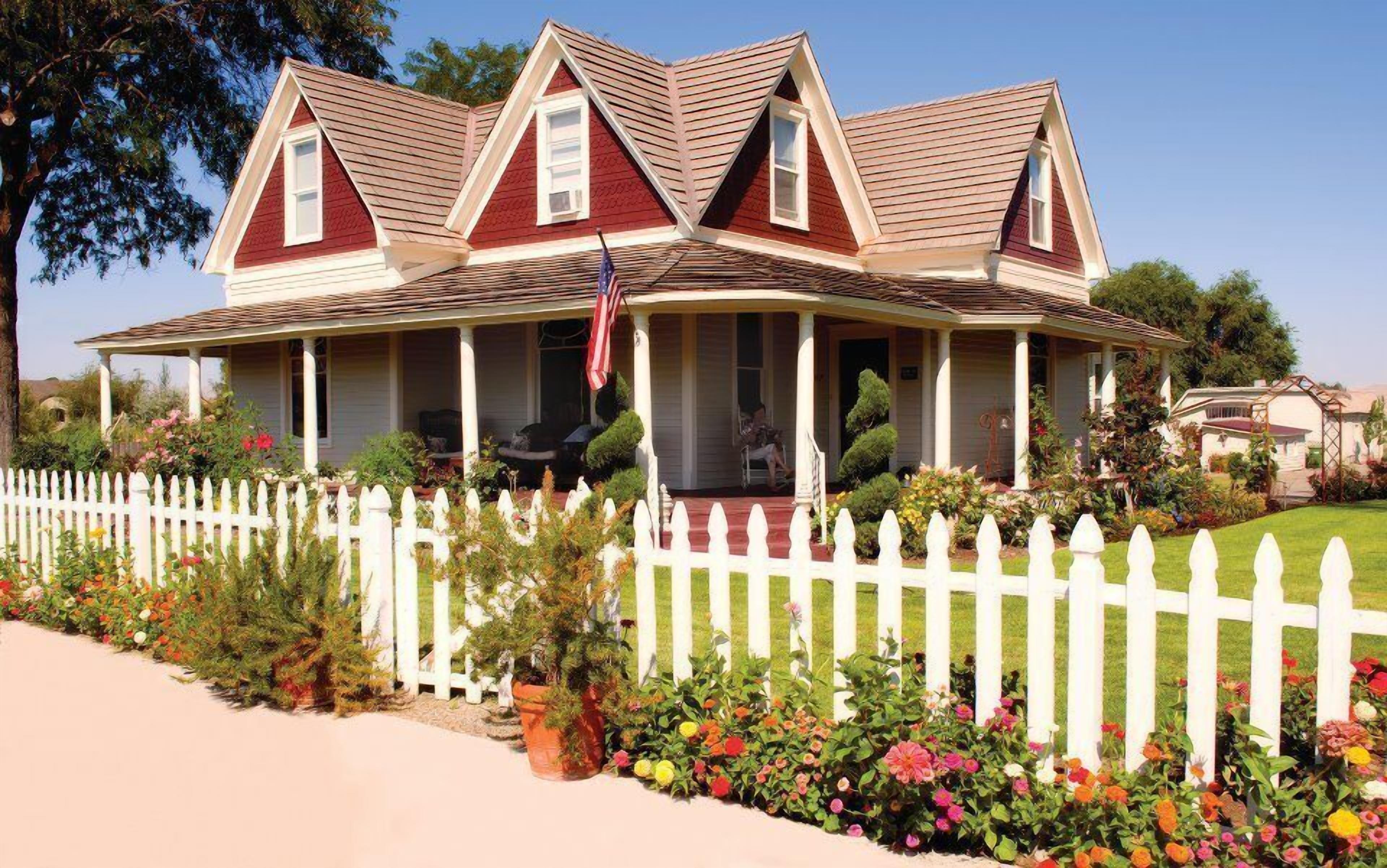 French Country Farmhouse B and B- SUNSET MAGAZINE RECCOMENDED!