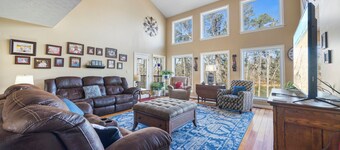 Deep Water Lake Home, familjevänligt, nära UGA & Clemson, INGEN RENGÖRING