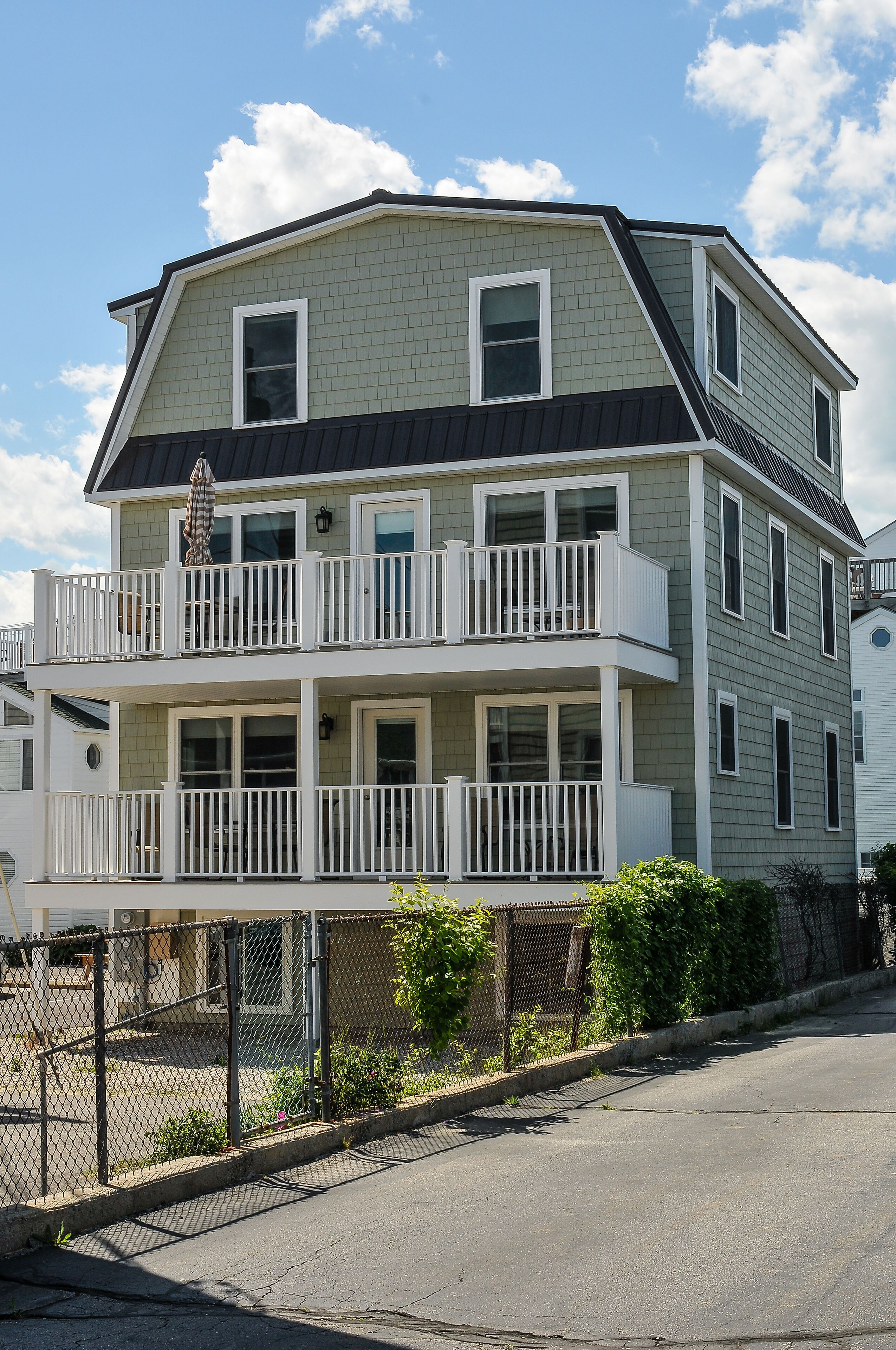 Oceanview Condo, 1 Mile From The Pier, built in 2015