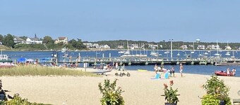 Steps to private beach & heated pool, 1-mile from Main St. shops, AC, & Wi-Fi