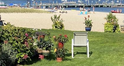 Steps to private beach & heated pool, 1-mile from Main St. shops, AC, & Wi-Fi