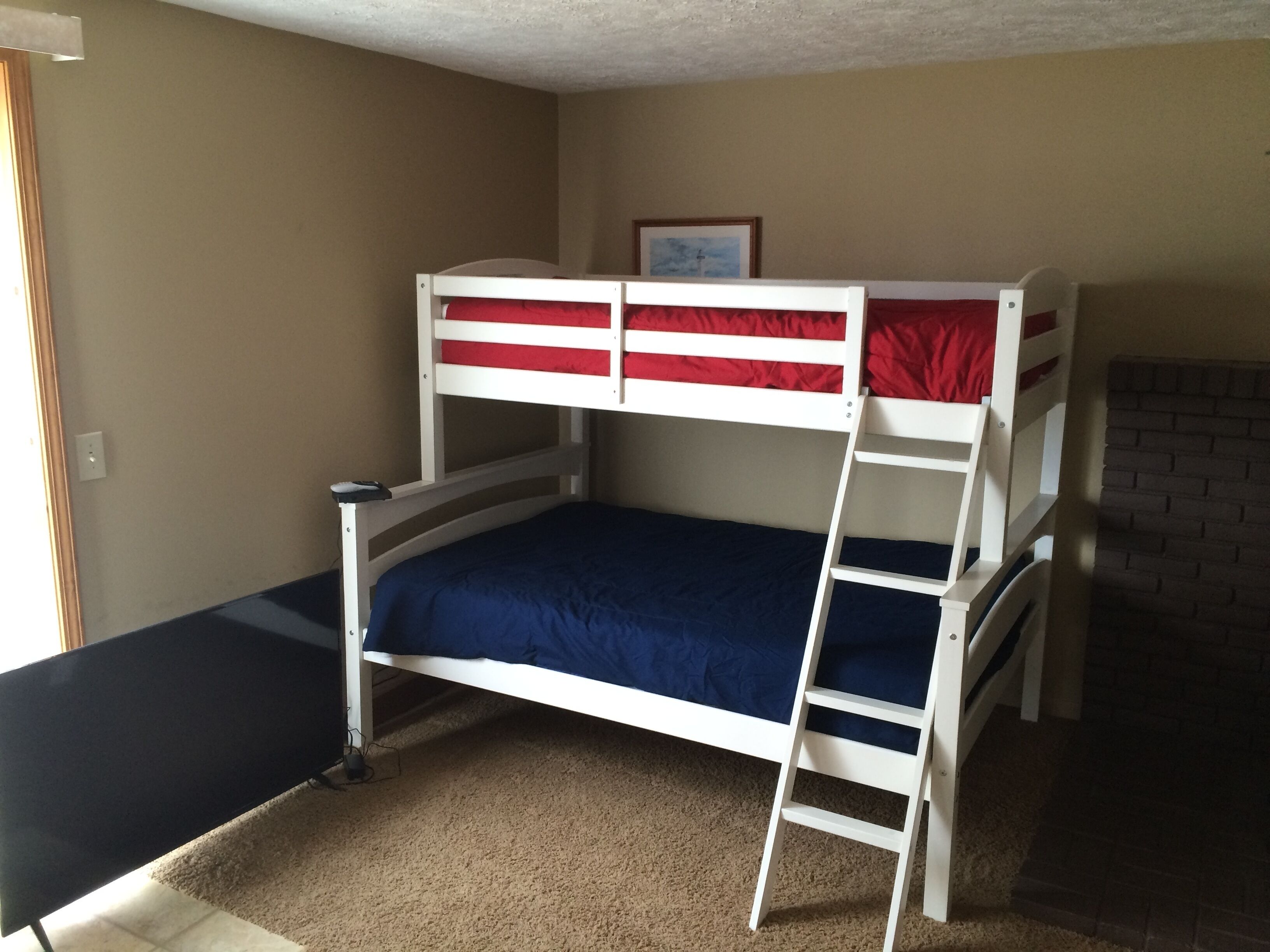 Family Friendly Lakefront Home