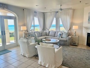 TV, fireplace, DVD player, books