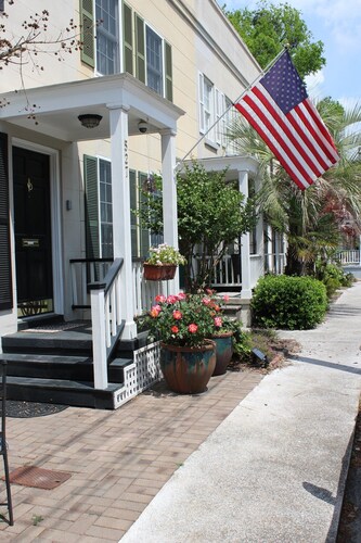 Stylish House By Forsyth Park