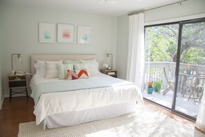 2 chambres, fer et planche à repasser, Wi-Fi, draps fournis