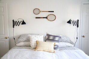 2 makuuhuonetta, silitysrauta/-lauta, Wi-Fi, vuodevaatteet