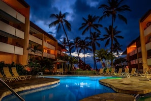 Outdoor pool, a heated pool - Across The Street From The Best White Sand Beach In The Area! (Kailua-Kona)