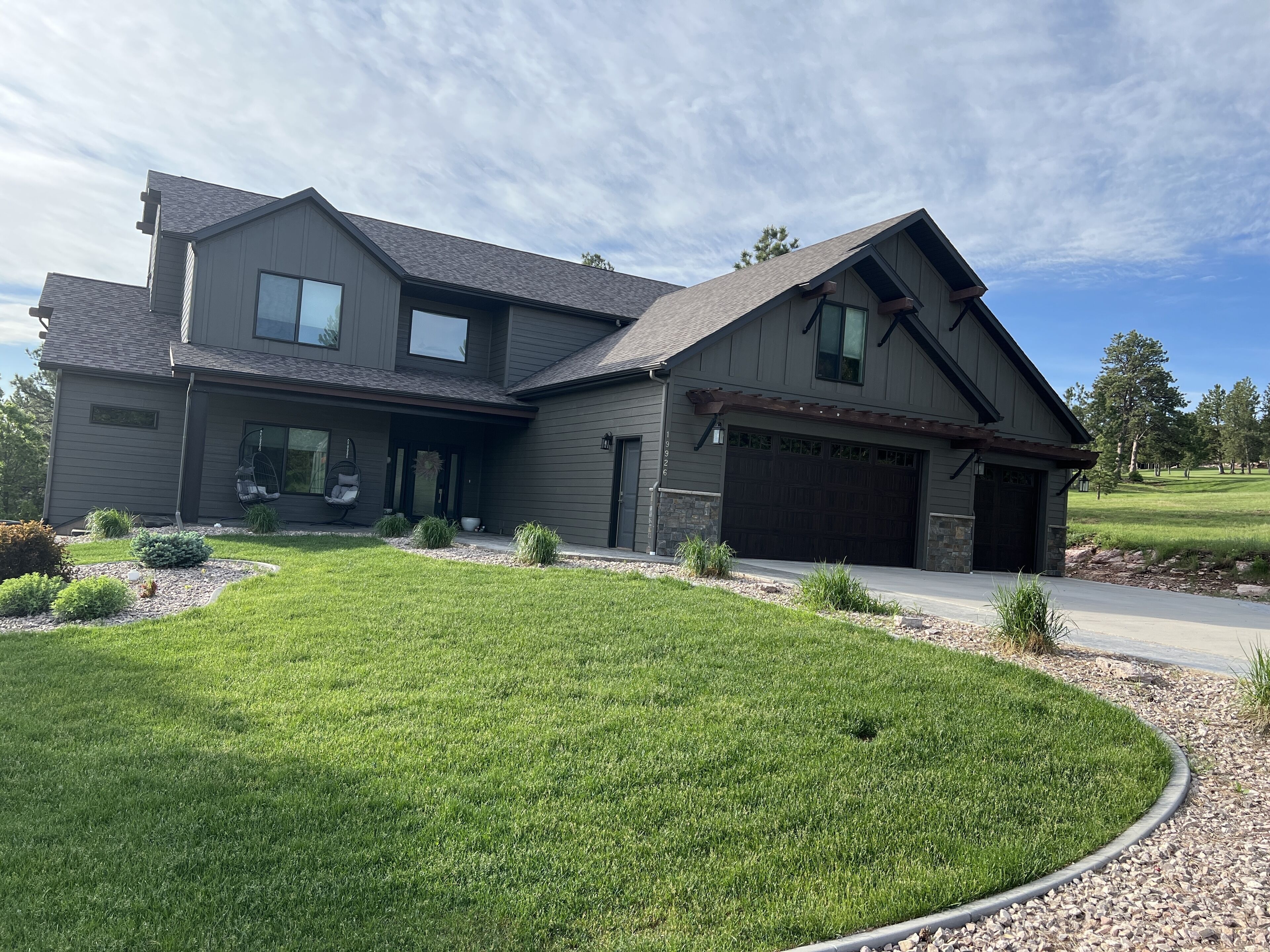 Modern Luxury Home Getaway *Rally Rental* NO GRAVEL