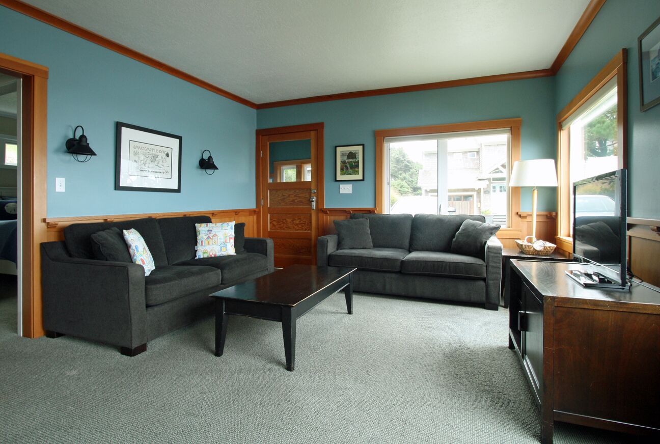 Amazing View - Haystack Rock and the Needles