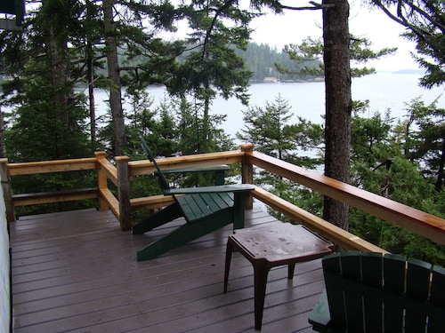 Private Oceanfront Cottage 1930 Avec Dock Deep Water