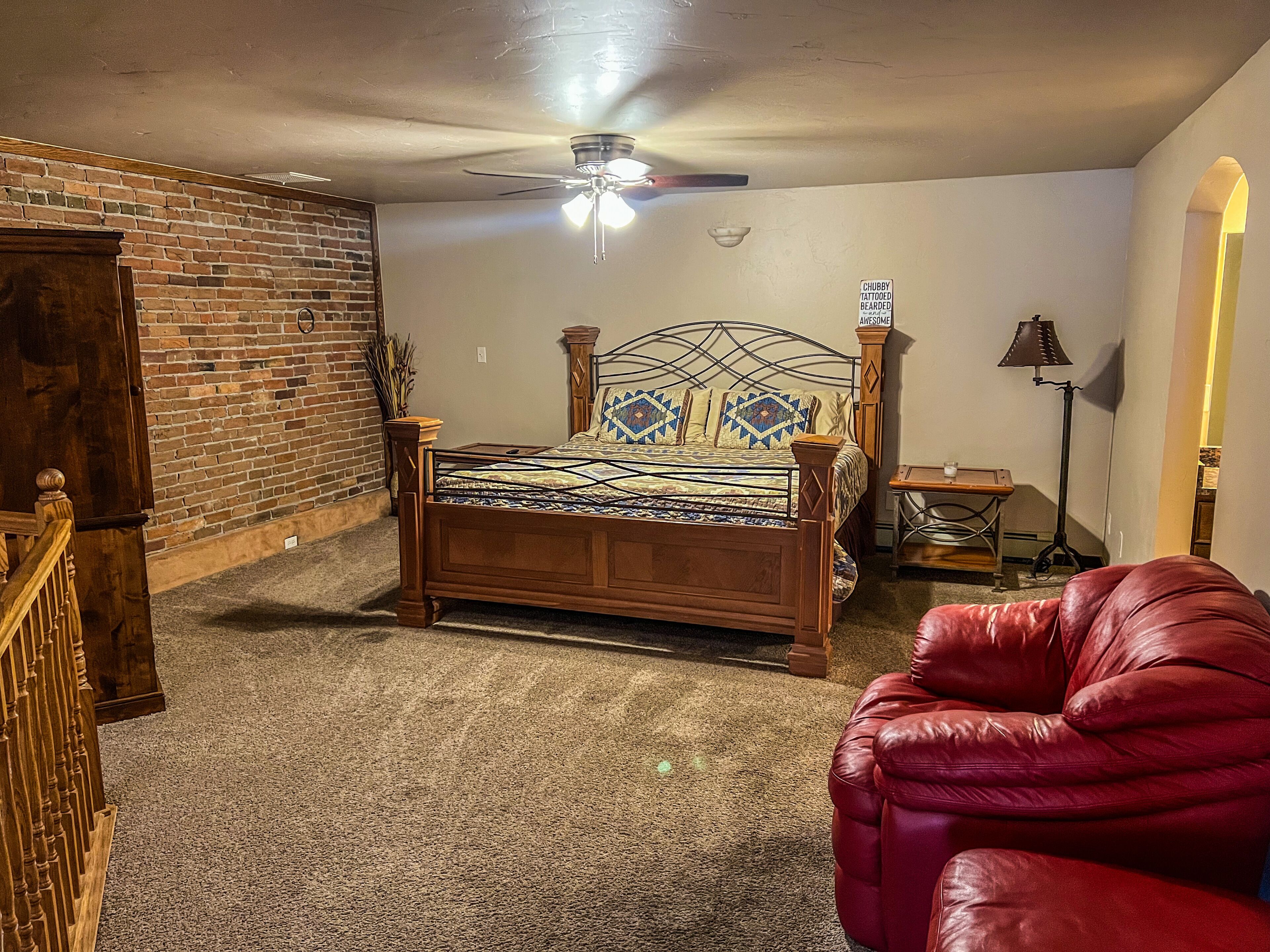 4 bedrooms, travel cot, free WiFi, bed sheets