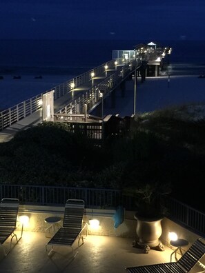 Property grounds - Beachfront Corner Unit with Private Fishing Pier, Four Seasons 201-W (Orange Beach)