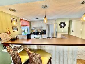 Fridge, microwave, oven, stovetop - Arcadian Dunes Building 27 unit 410 (Myrtle Beach)