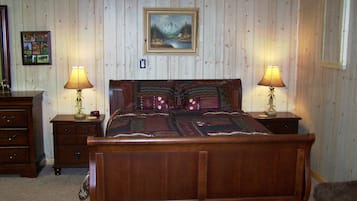 2 bedrooms, memory foam beds, iron/ironing board, WiFi