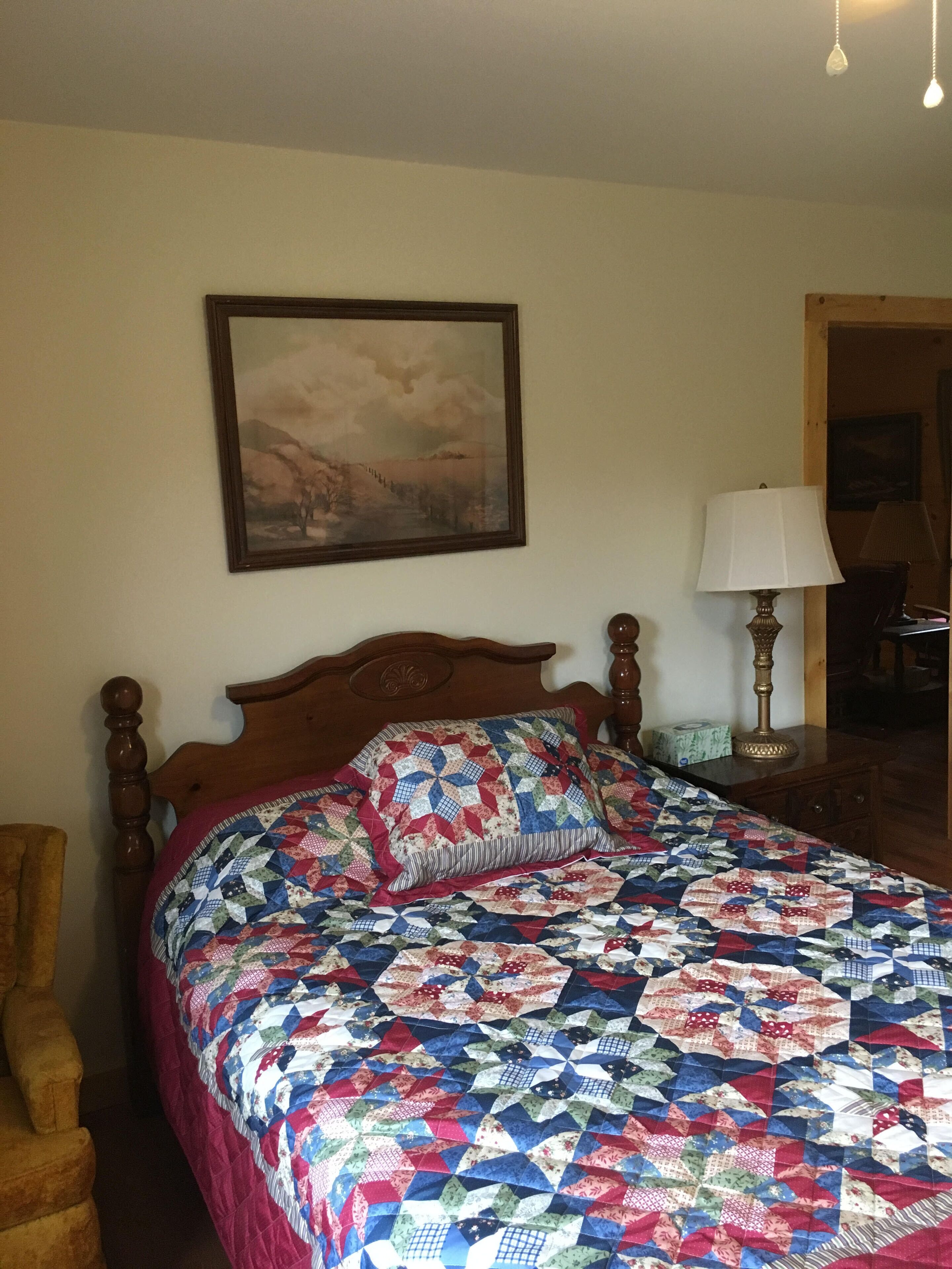 New Cabin on 12 Acres w/Hot Tub Right off the Blue Ridge Pkwy! Pastoral Bliss