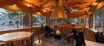 Prime Kenai River Frontage with Private Lodging