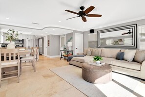 Smart TV, fireplace, stereo