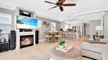 Smart TV, fireplace, stereo