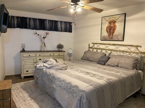 1 bedroom, WiFi, bed sheets