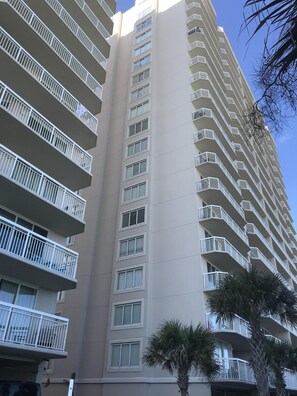 Exterior - Crescent Shores North Tower..May Reduced..May 30-June 6 Open @ A Special Rate (North Myrtle Beach)