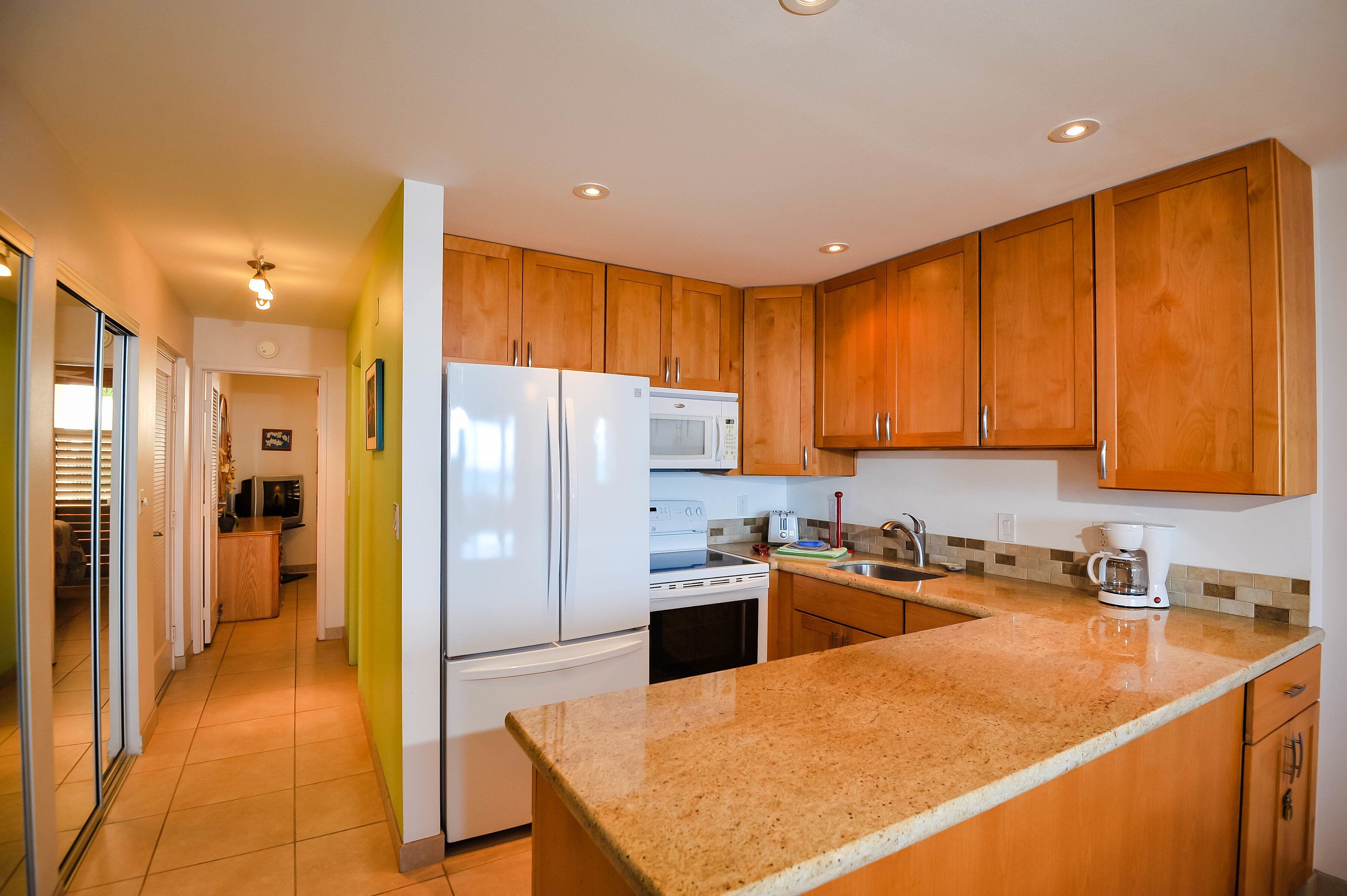 Private ground floor lanai only steps away from water! #103