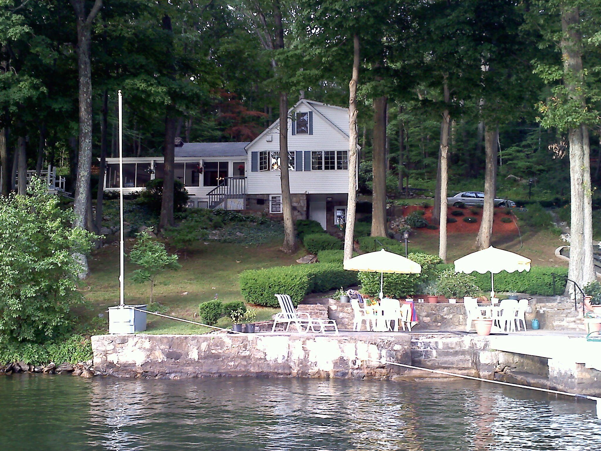 Candlewood Lake house rental, Lattins Cove, Danbury