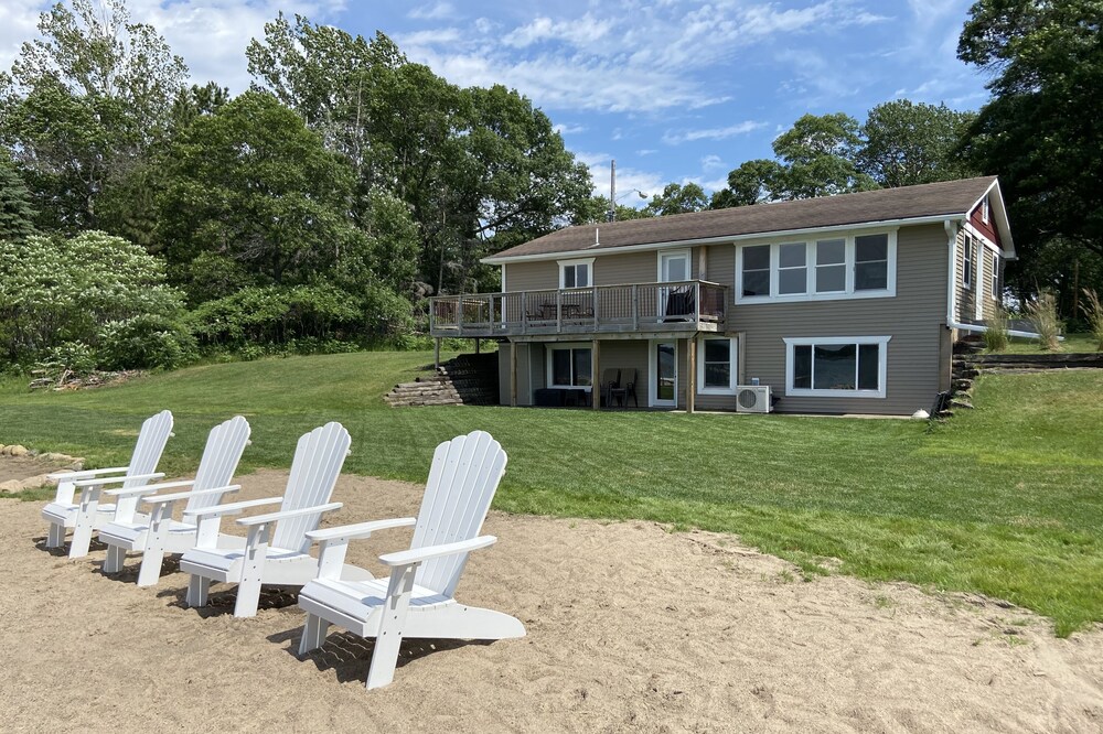 Updated Lake Home on White Sand Lake, Baxter, MN; Great for Families.