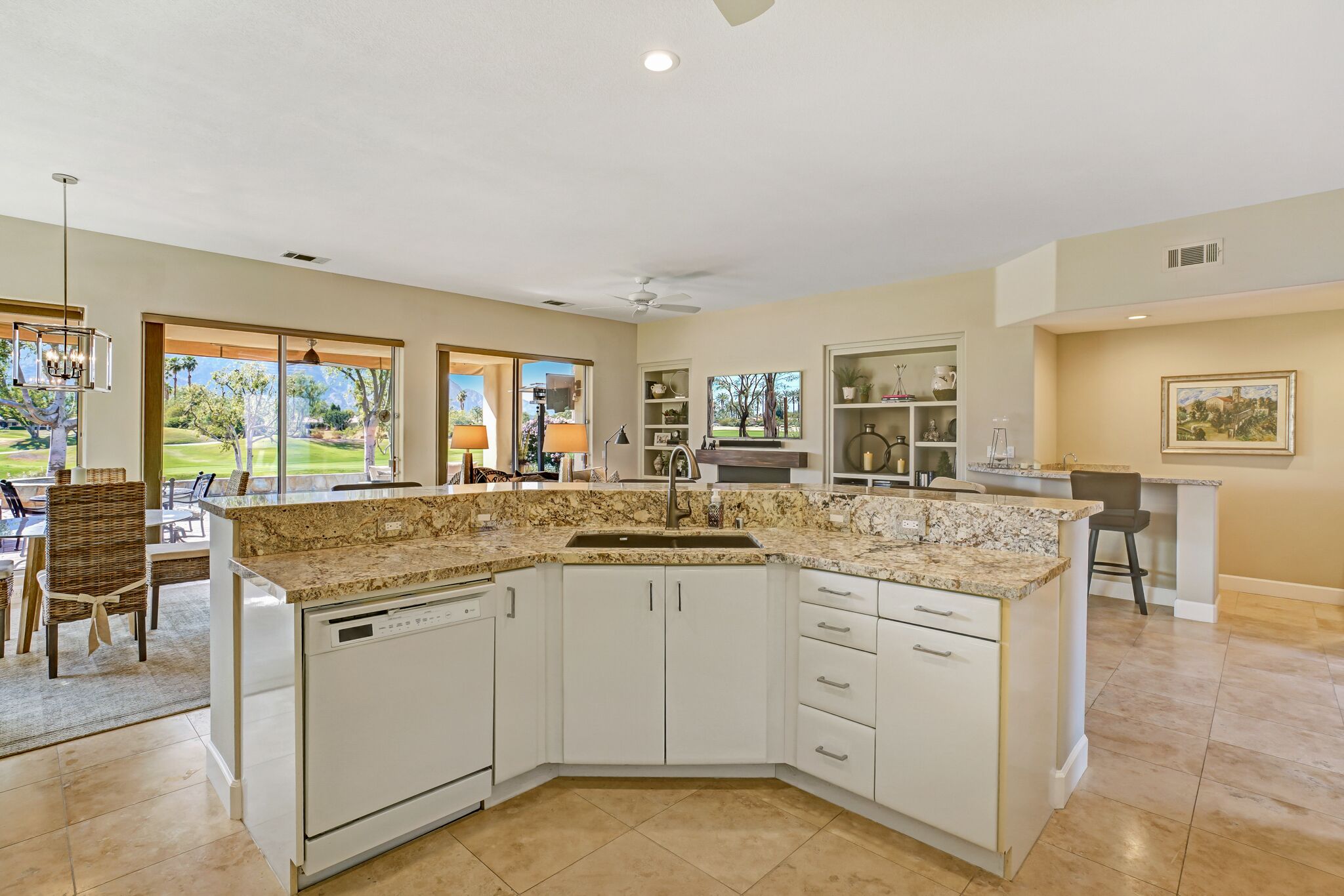 3B/3B, Golf/mountain views, BEACH ENTRY pool!!  spa, fire place/pit, bbq #226796